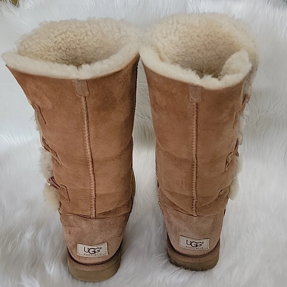 UGG Bailey Button Triplet Tall Chestnut‎ Suede Shearling Mid Calf Pull On Boots